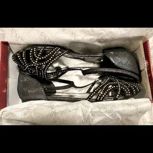 Breckelles Flats SOLD